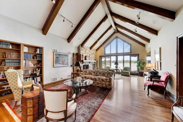 $3,250,000 | 82 Hawley Woods Road, Barrington Hills, IL 60010