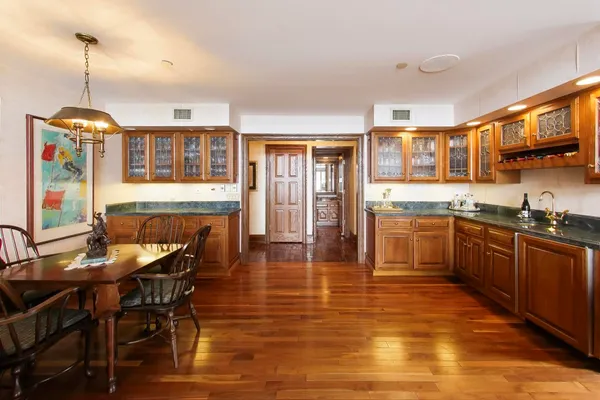 $3,250,000 | 82 Hawley Woods Road, Barrington Hills, IL 60010