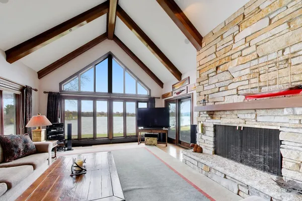 $3,250,000 | 82 Hawley Woods Road, Barrington Hills, IL 60010
