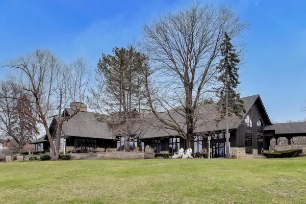 $3,250,000 | 82 Hawley Woods Road, Barrington Hills, IL 60010