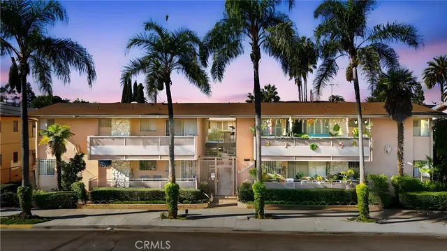 $339,000 | 527 Cedar Avenue, Unit 2C, Long Beach, CA 90802