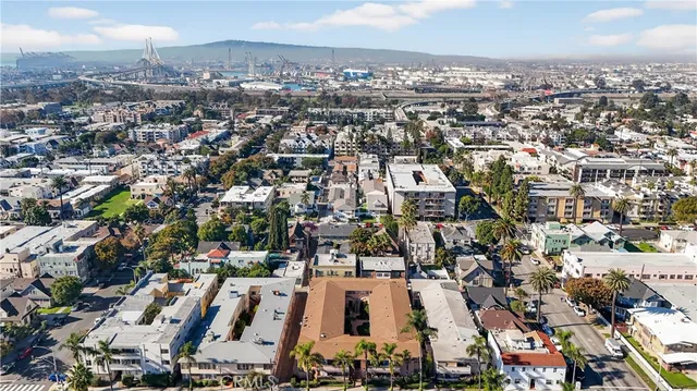 $339,000 | 527 Cedar Avenue, Unit 2C, Long Beach, CA 90802