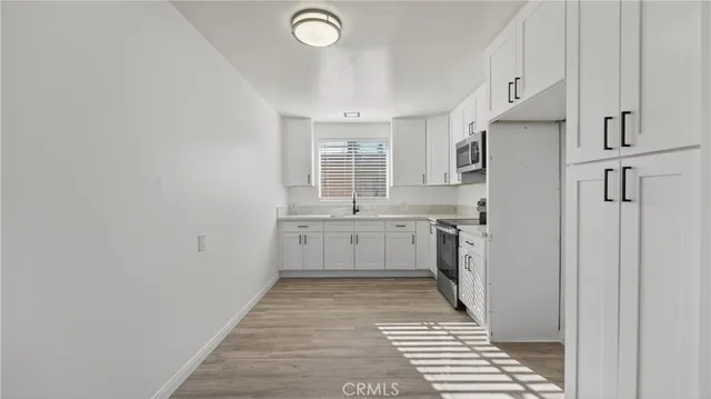 $339,000 | 527 Cedar Avenue, Unit 2C, Long Beach, CA 90802