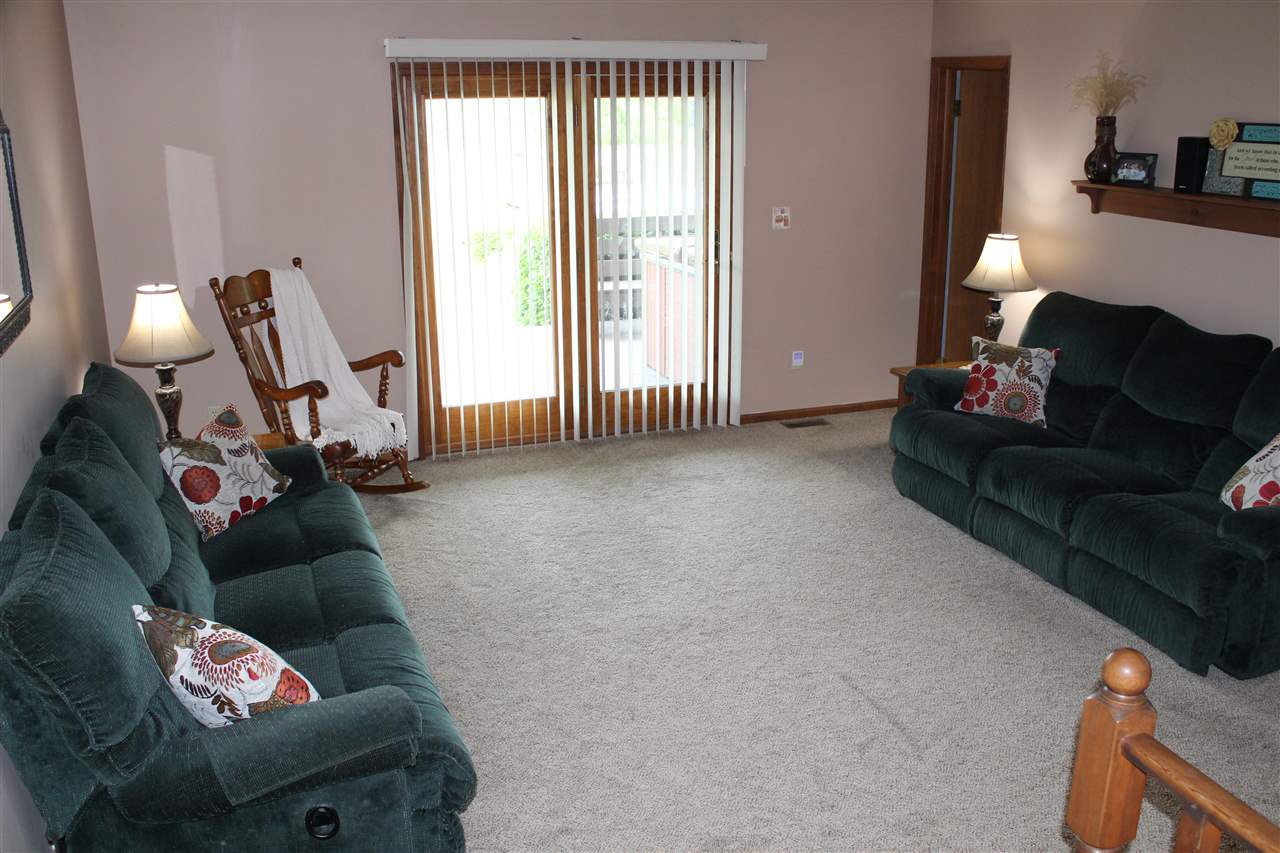 6413 Elms Road Swartz Creek, MI 48473 - Photo 24 of 39 31373287-23.JPG