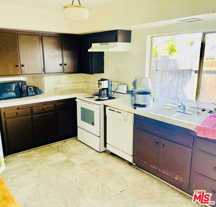 13037 Paseo Verde Whittier, CA 90601 - Photo 8 of 22