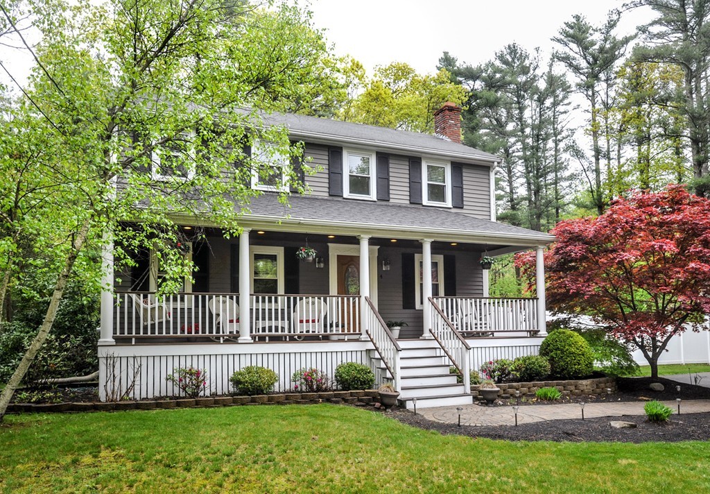 4 Long Hill Road Pembroke, MA 02359 - Photo 1 of 29 Gallery Image 1