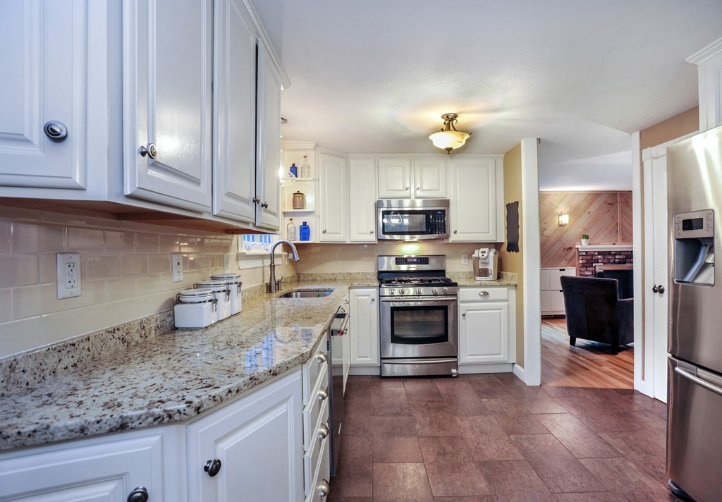 4 Long Hill Road Pembroke, MA 02359 - Photo 10 of 29 Gallery Image 10