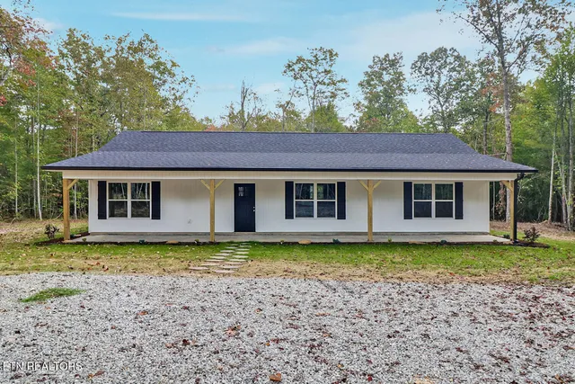 $339,900 | 432 Pilot Mountain Road, Sunbright, TN 37872