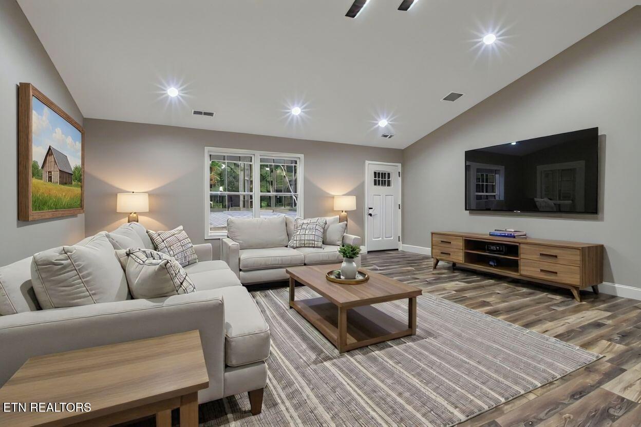 432 Pilot Mountain Road Sunbright, TN 37872 - Photo 11 of 25 432 Pilot Mountain Road