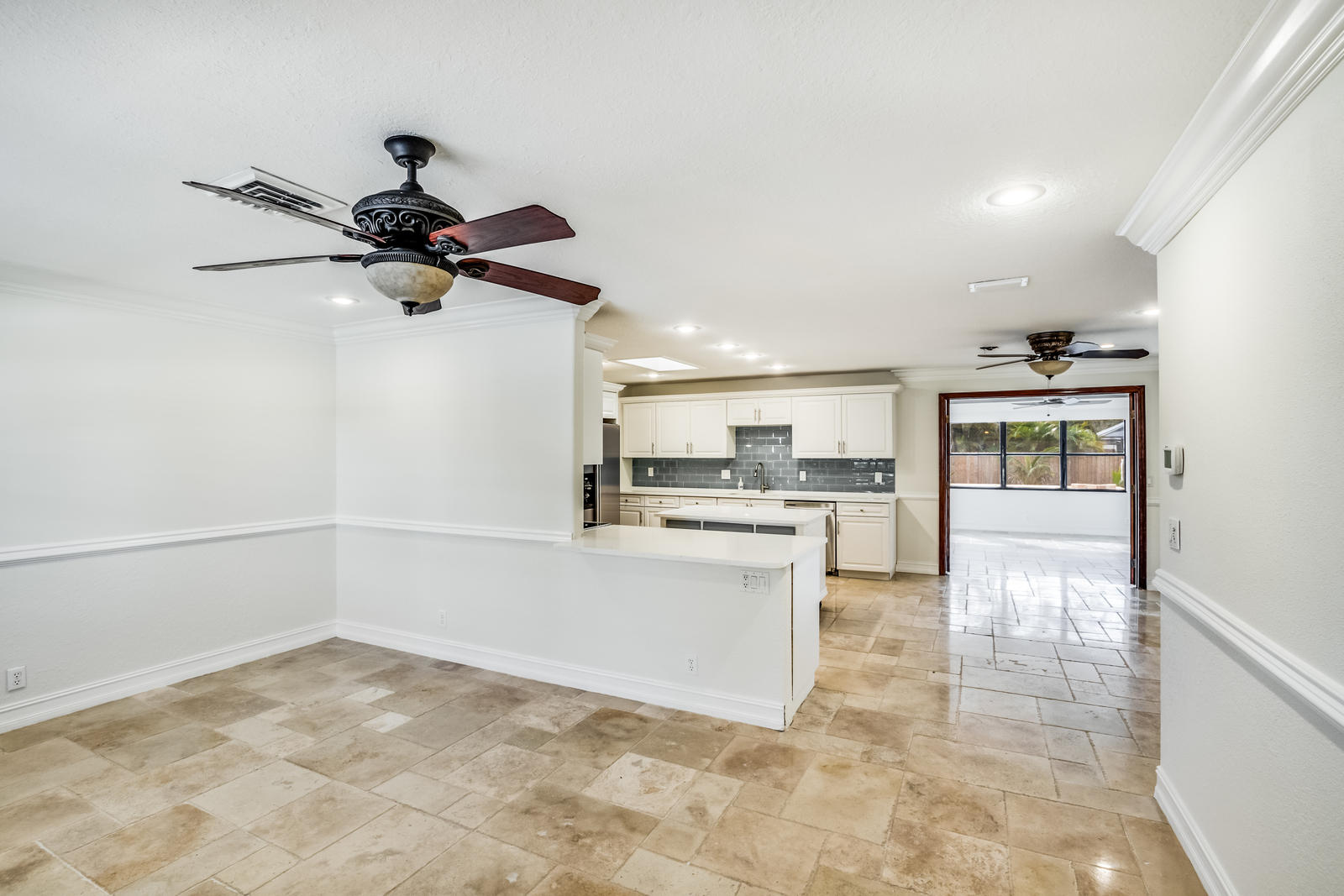 5352 Washington Road Delray Beach, FL 33484 - Photo 9 of 24 0K7A2187