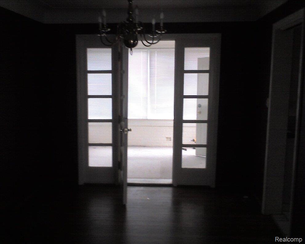 1080 Torrey Road Grosse Pointe, MI 48236 - Photo 6 of 11 1108598_10