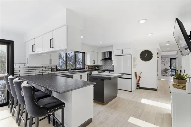 $899,999 | 54 Old Quarry Road, Glocester, RI 02857