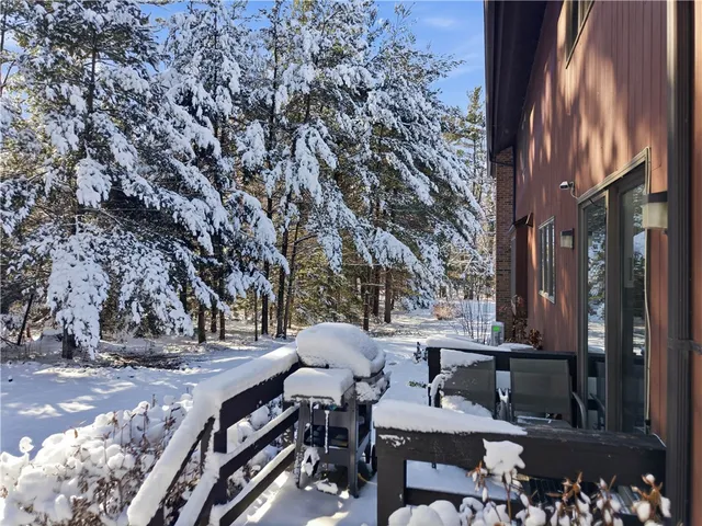 $899,999 | 54 Old Quarry Road, Glocester, RI 02857