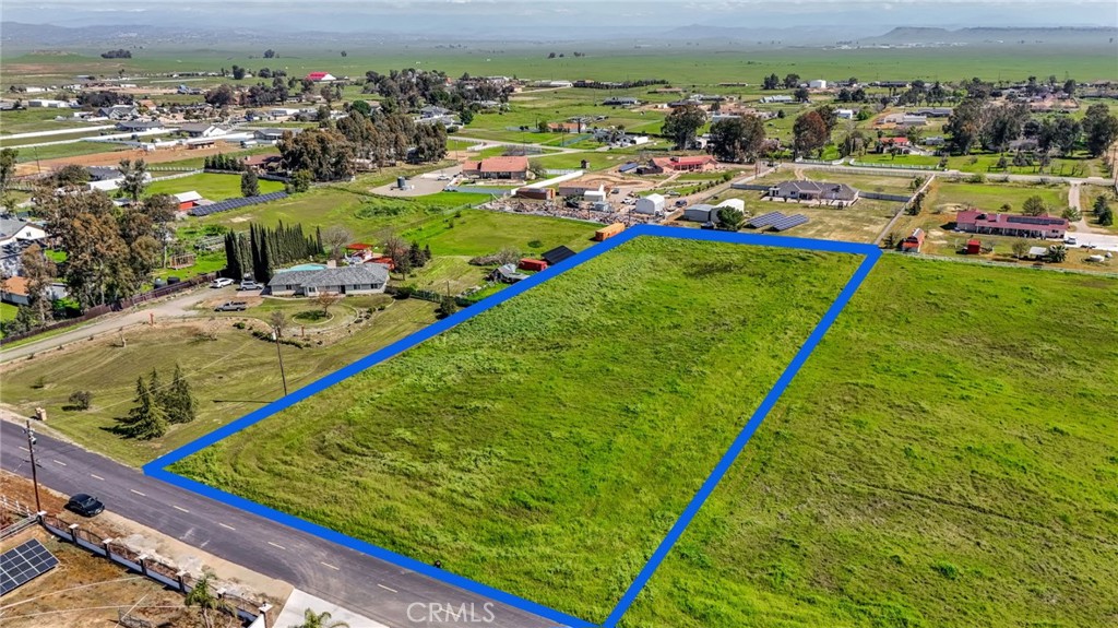 9999 Anaconda Road Madera, CA 93636 - Photo 4 of 21 a view of a city