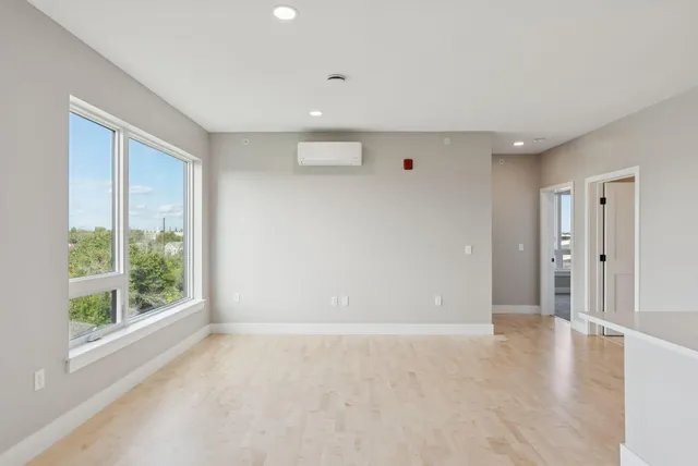 $499,000 | 20 Upper Fls Road, Unit 403, Biddeford, ME 04005