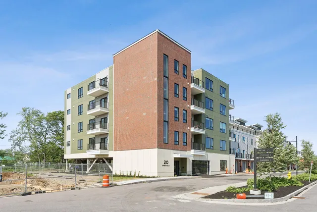 $499,000 | 20 Upper Fls Road, Unit 403, Biddeford, ME 04005