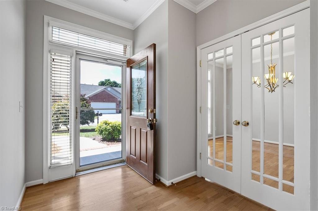 417 Northbridge Drive High Point, NC 27265 - Photo 6 of 43