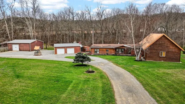$380,000 | 2671 Bull Creek Road, Laurelville, OH 43135