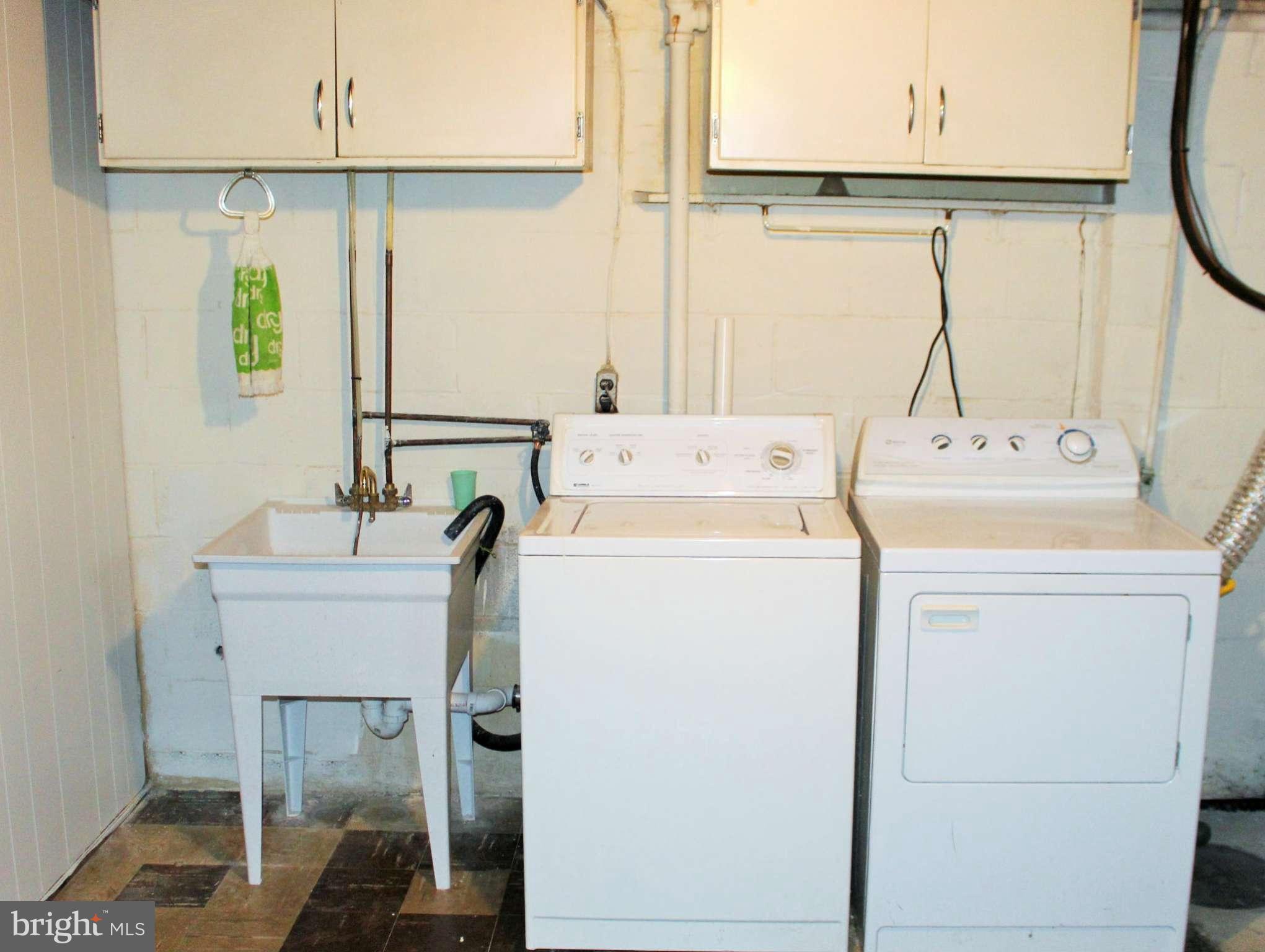 7722 Wynbrook Road Baltimore, MD 21224 - Photo 15 of 17 Laundry