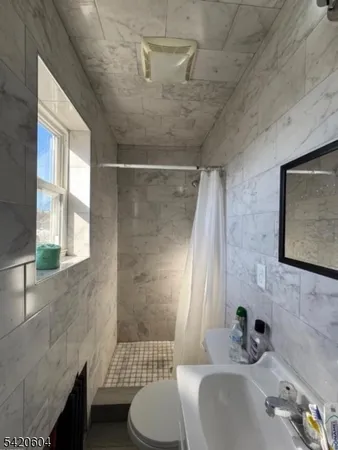 $1,350 | 97 Market Street, Unit 10, Paterson, NJ 07505