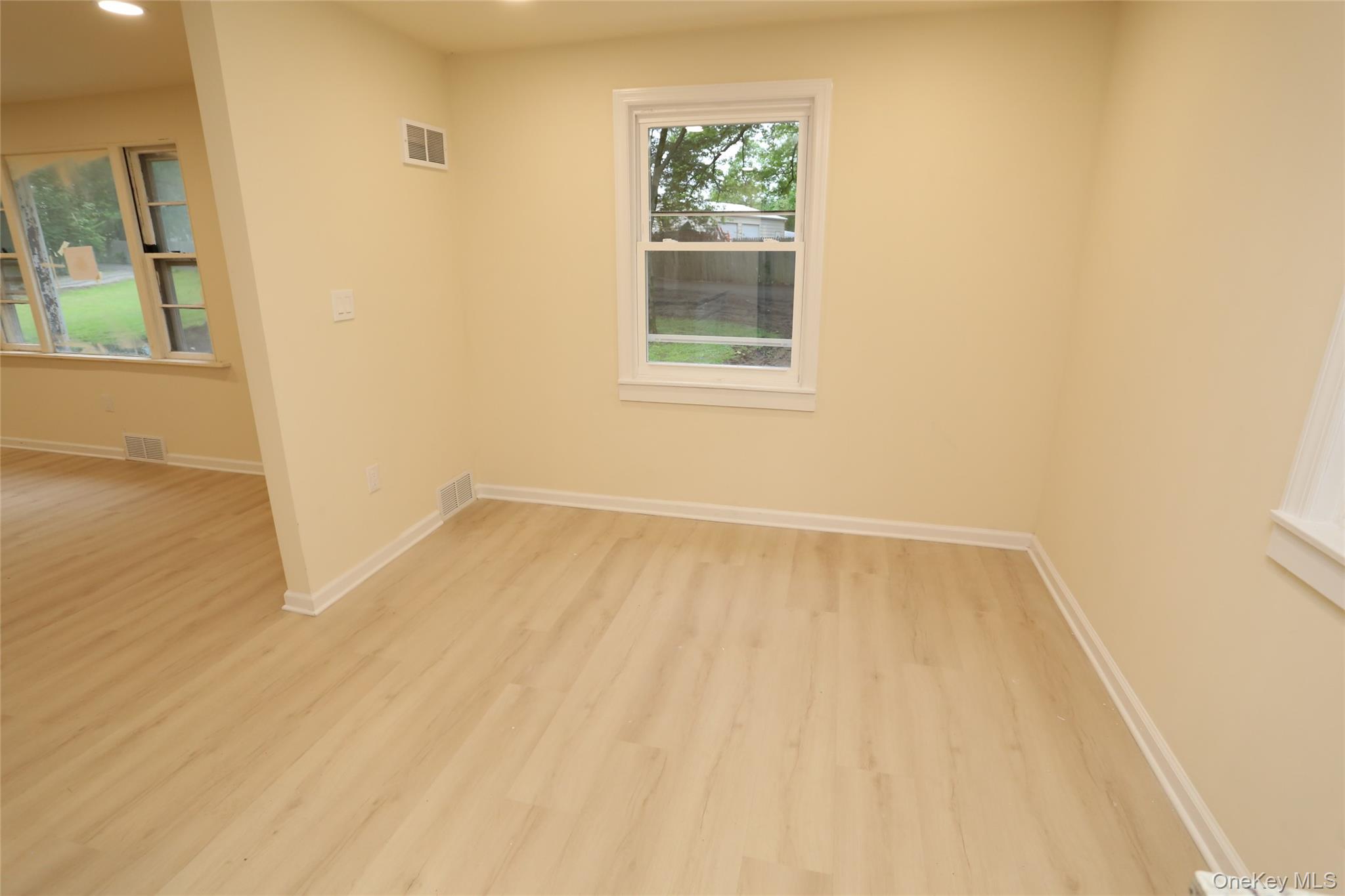 20 Pineview Road West Nyack, NY 10994 - Photo 12 of 36 an empty room with a window