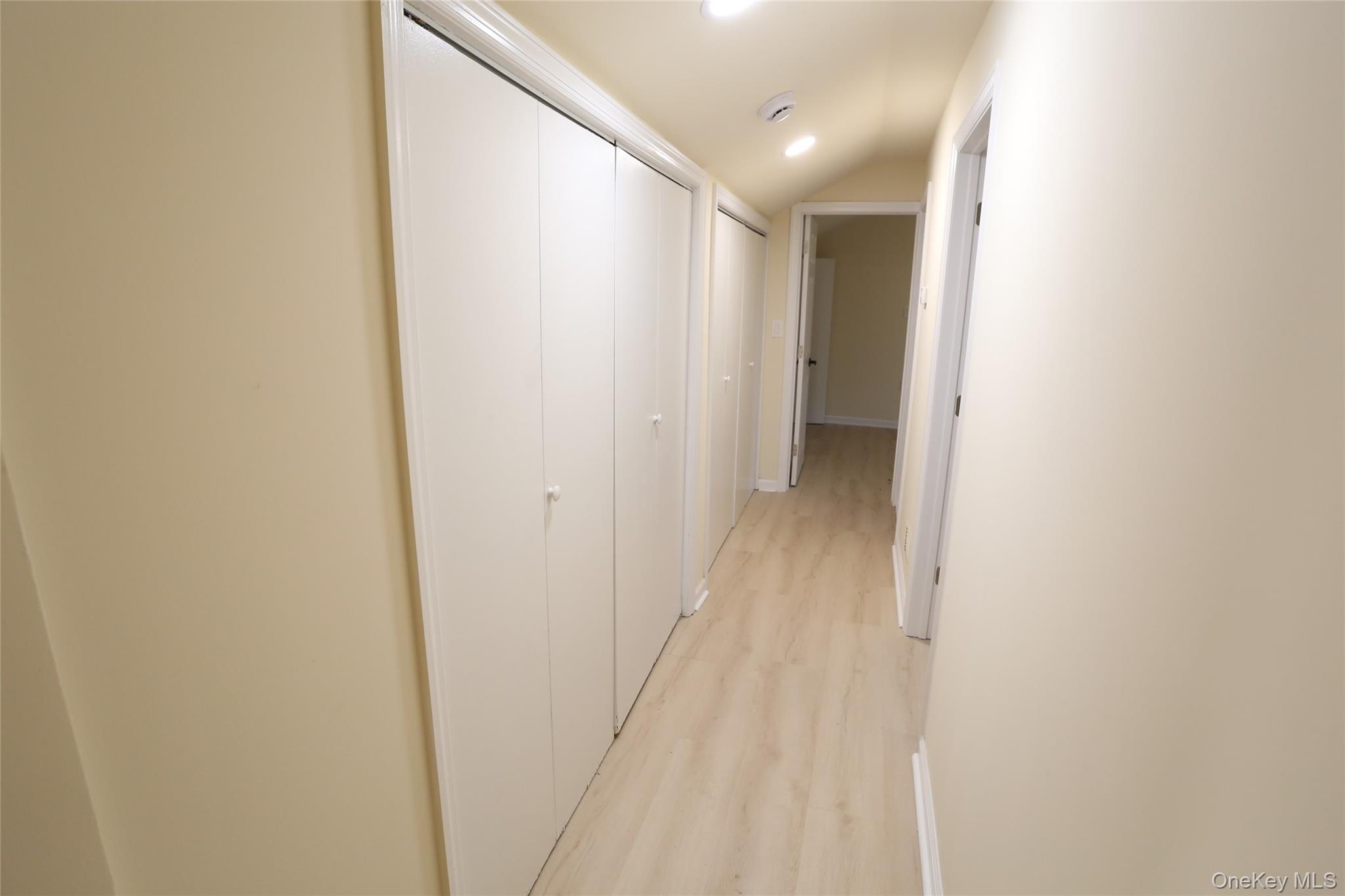 20 Pineview Road West Nyack, NY 10994 - Photo 27 of 36