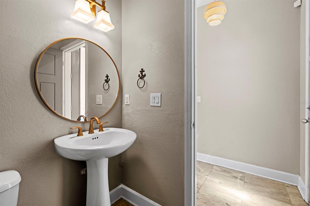 7304 Milestone Drive Apollo Beach, FL 33572 - Photo 15 of 94