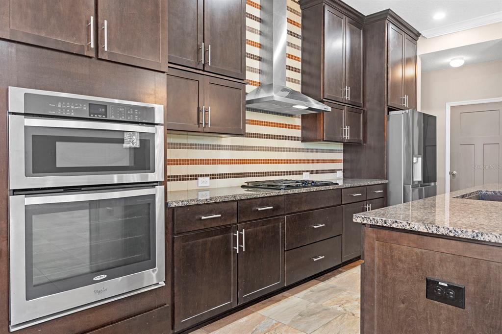 7304 Milestone Drive Apollo Beach, FL 33572 - Photo 27 of 94