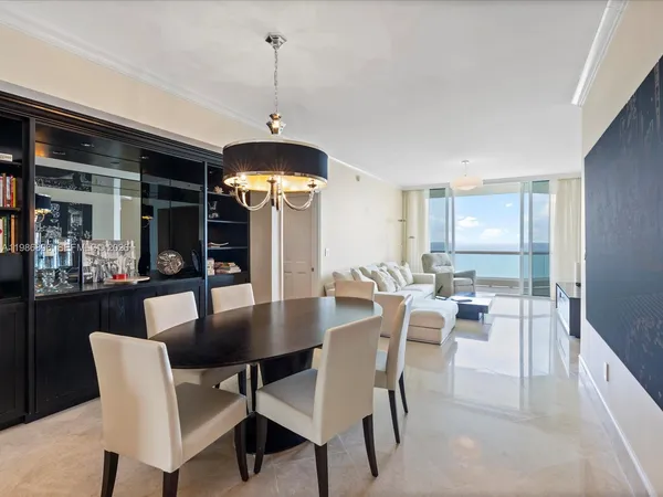 $18,000 | 17875 Collins Avenue, Unit 2903, Sunny Isles Beach, FL 33160