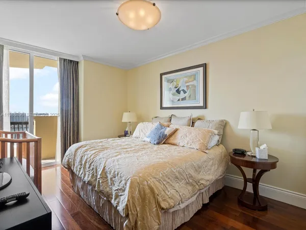 $18,000 | 17875 Collins Avenue, Unit 2903, Sunny Isles Beach, FL 33160