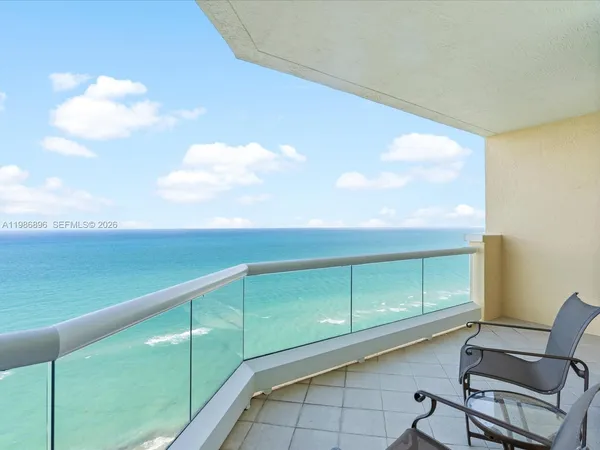 $18,000 | 17875 Collins Avenue, Unit 2903, Sunny Isles Beach, FL 33160