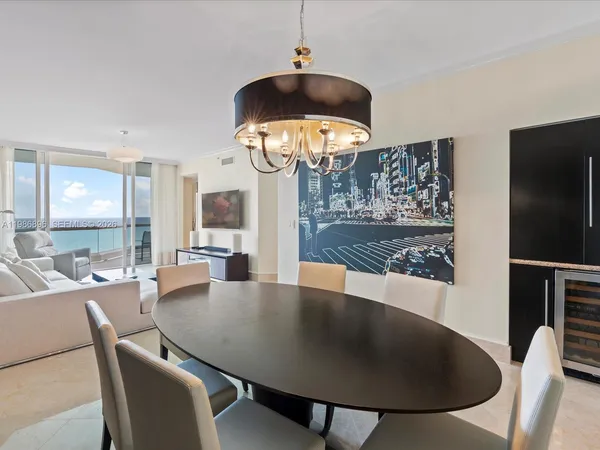 $18,000 | 17875 Collins Avenue, Unit 2903, Sunny Isles Beach, FL 33160