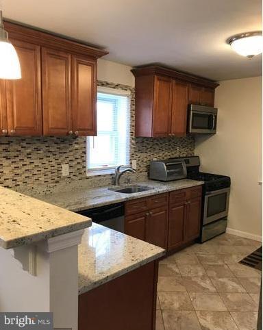 10805 Riverview Road Fort Washington, MD 20744 - Photo 6 of 17 Kitchen