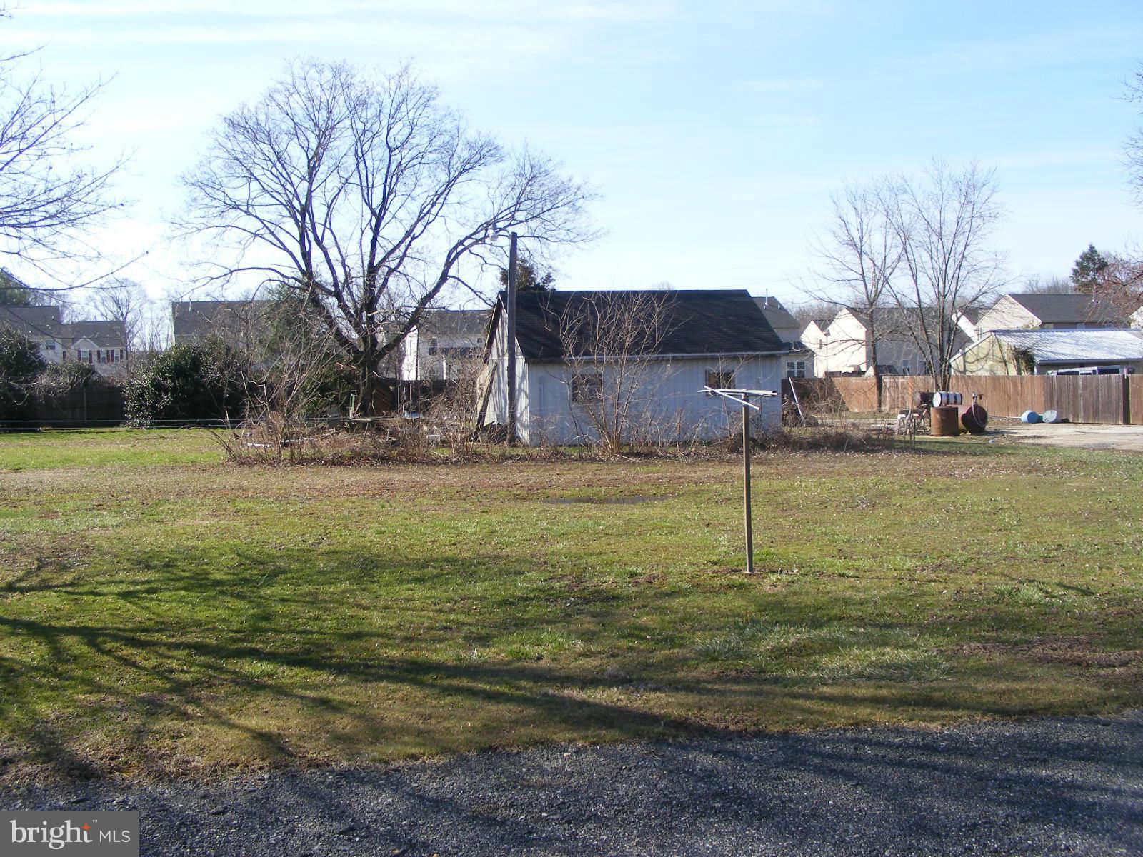 2305 Philadelphia Road Edgewood, MD 21040 - Photo 28 of 29 Shed
