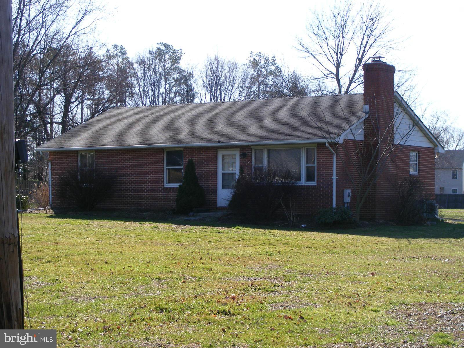 2305 Philadelphia Road Edgewood, MD 21040 - Photo 4 of 29 Right side