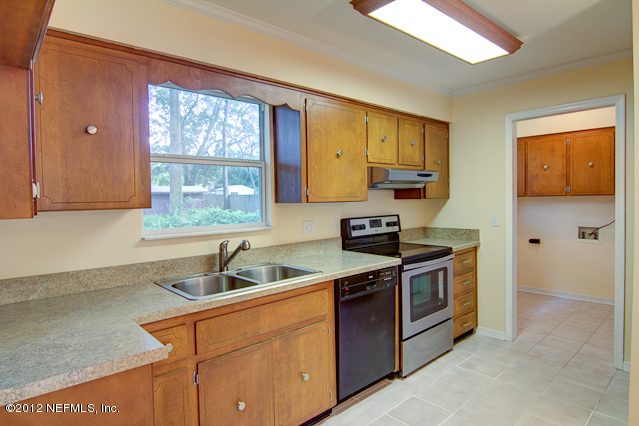14090 Tontine Road Jacksonville, FL 32225 - Photo 5 of 21 Kitchen