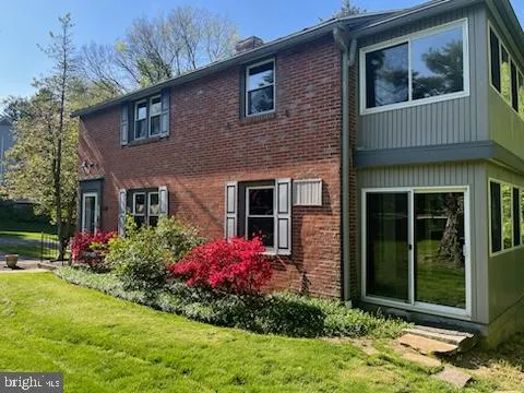 $1,395 | 2820 Cumberland Boulevard, Camp Hill, PA 17011