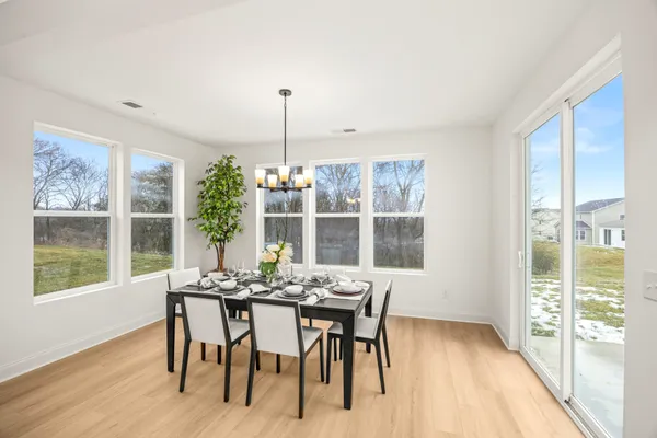 $481,990 | 1557 Oak Springs Drive, Columbia, TN 38401