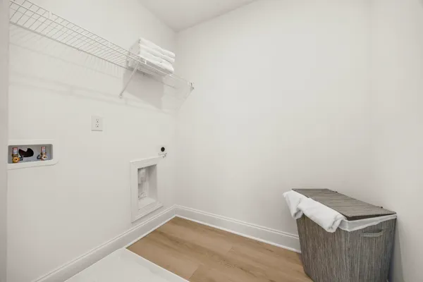 $481,990 | 1557 Oak Springs Drive, Columbia, TN 38401