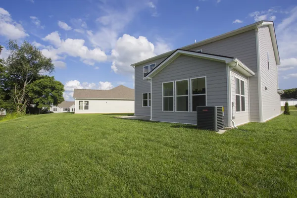 $481,990 | 1557 Oak Springs Drive, Columbia, TN 38401