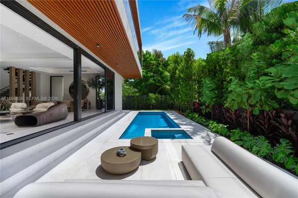 $5,450,000 | 262 189th Terrace, Sunny Isles Beach, FL 33160
