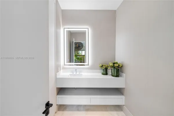 $5,450,000 | 262 189th Terrace, Sunny Isles Beach, FL 33160