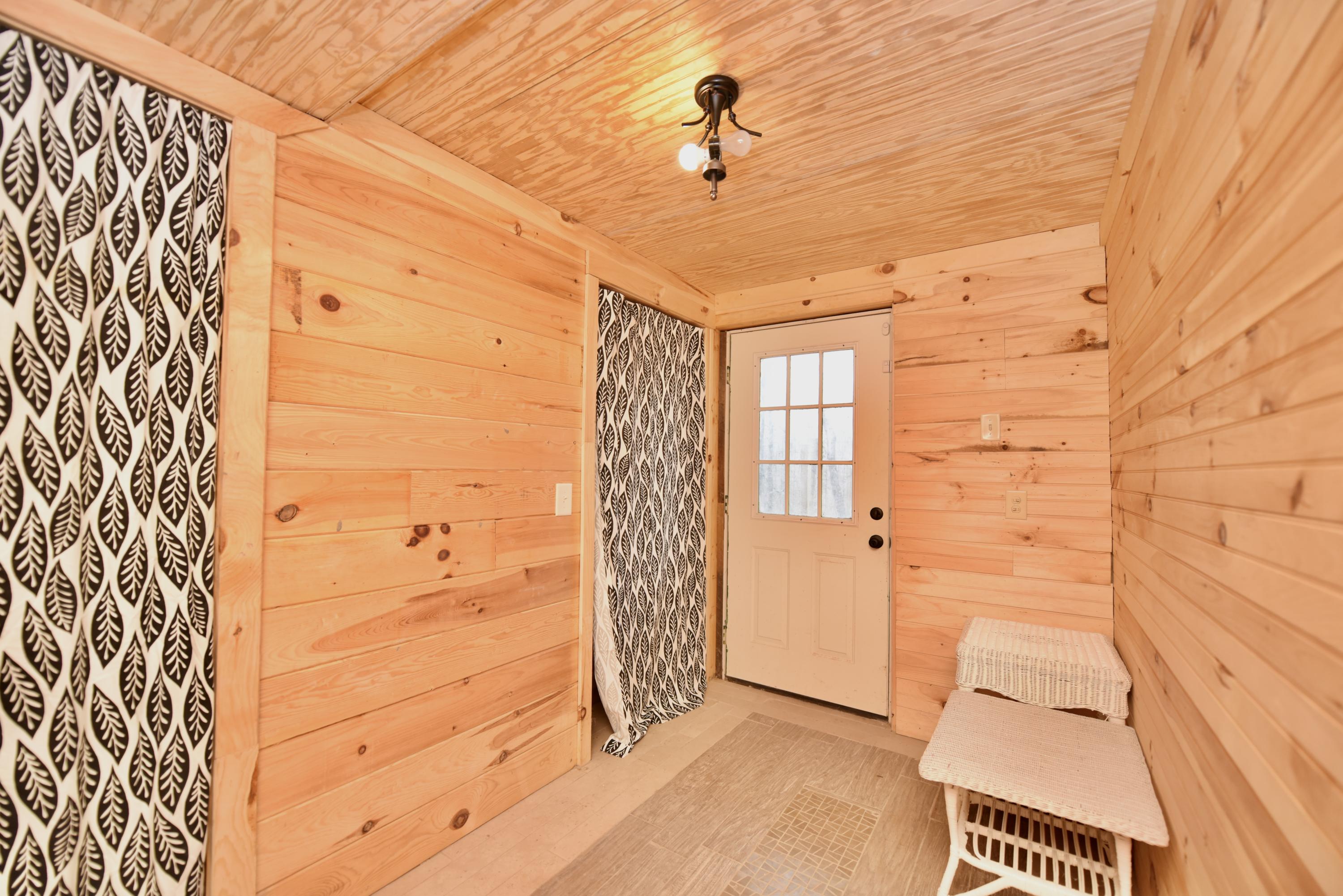178 River Run Road Calhoun, TN 37309 - Photo 14 of 23 96F0D9BA-BADB-46F2-B09D-8157456DC110_1_2