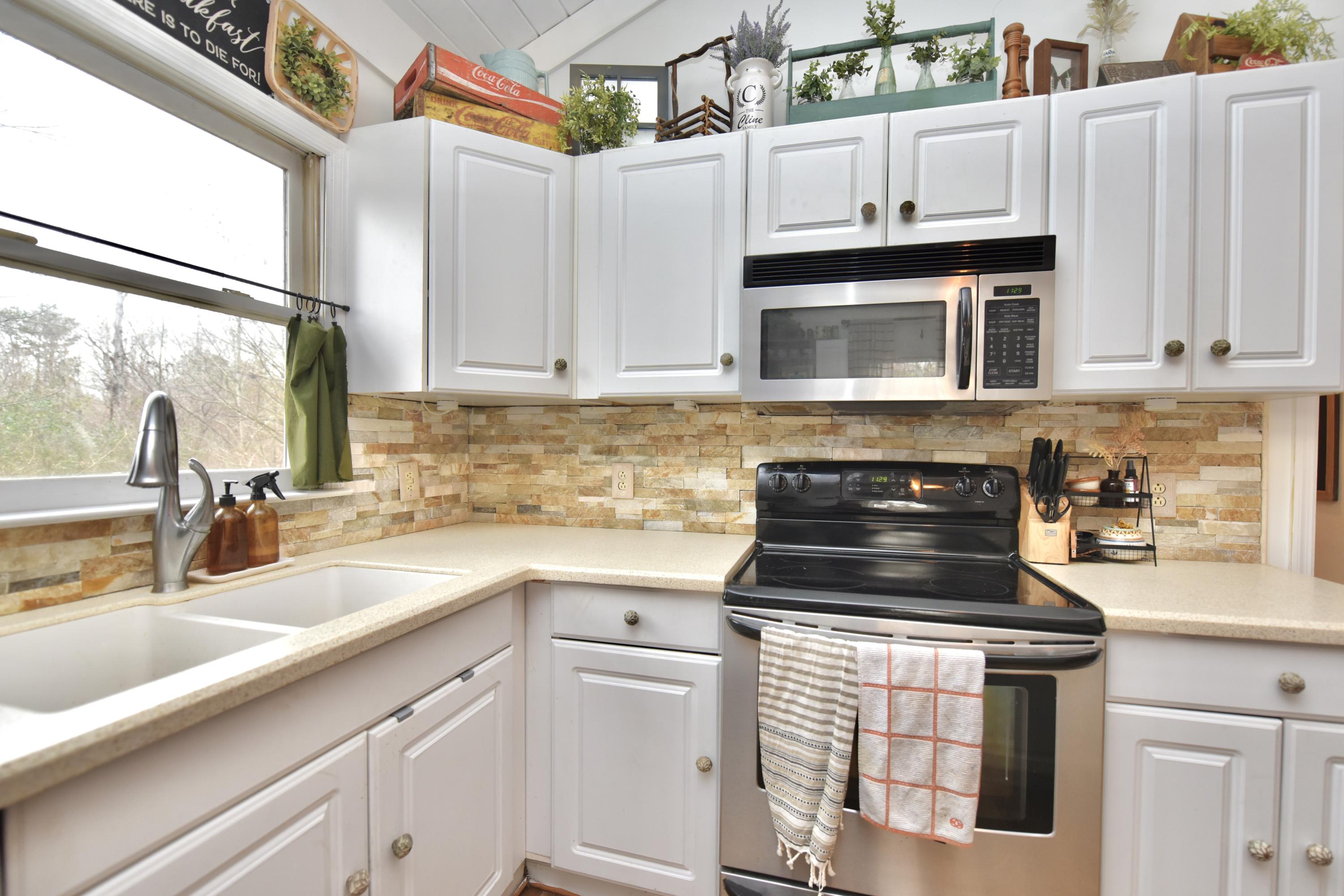 178 River Run Road Calhoun, TN 37309 - Photo 6 of 23 88E858F7-5BE9-4765-A69D-FF2D7E182FCE_1_2