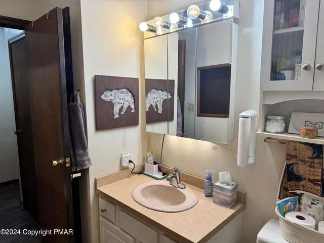 $265,000 | 8044 Promontory Drive, White Haven, PA 18661