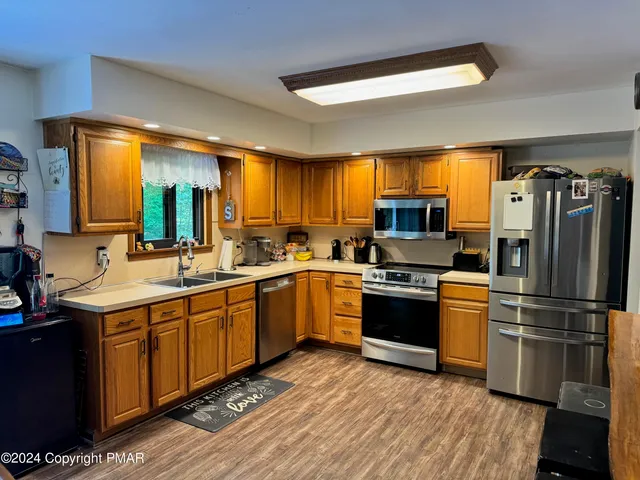 $265,000 | 8044 Promontory Drive, White Haven, PA 18661