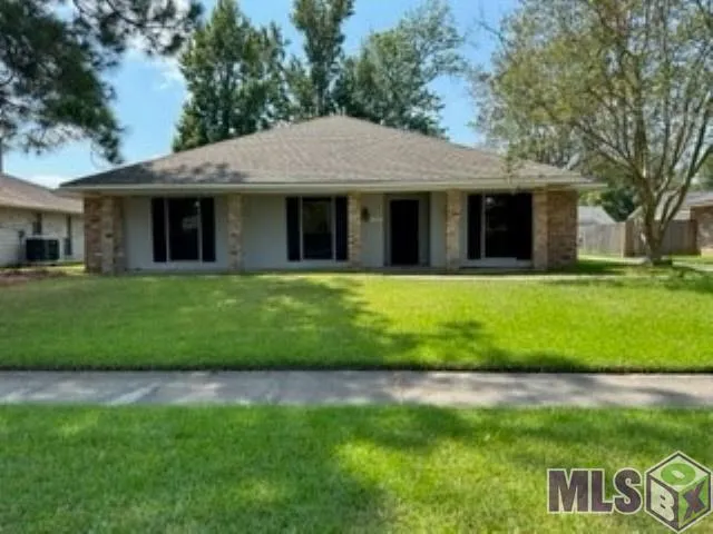 $2,000 | 13848 Cypress Ridge Avenue, St. George, LA 70817