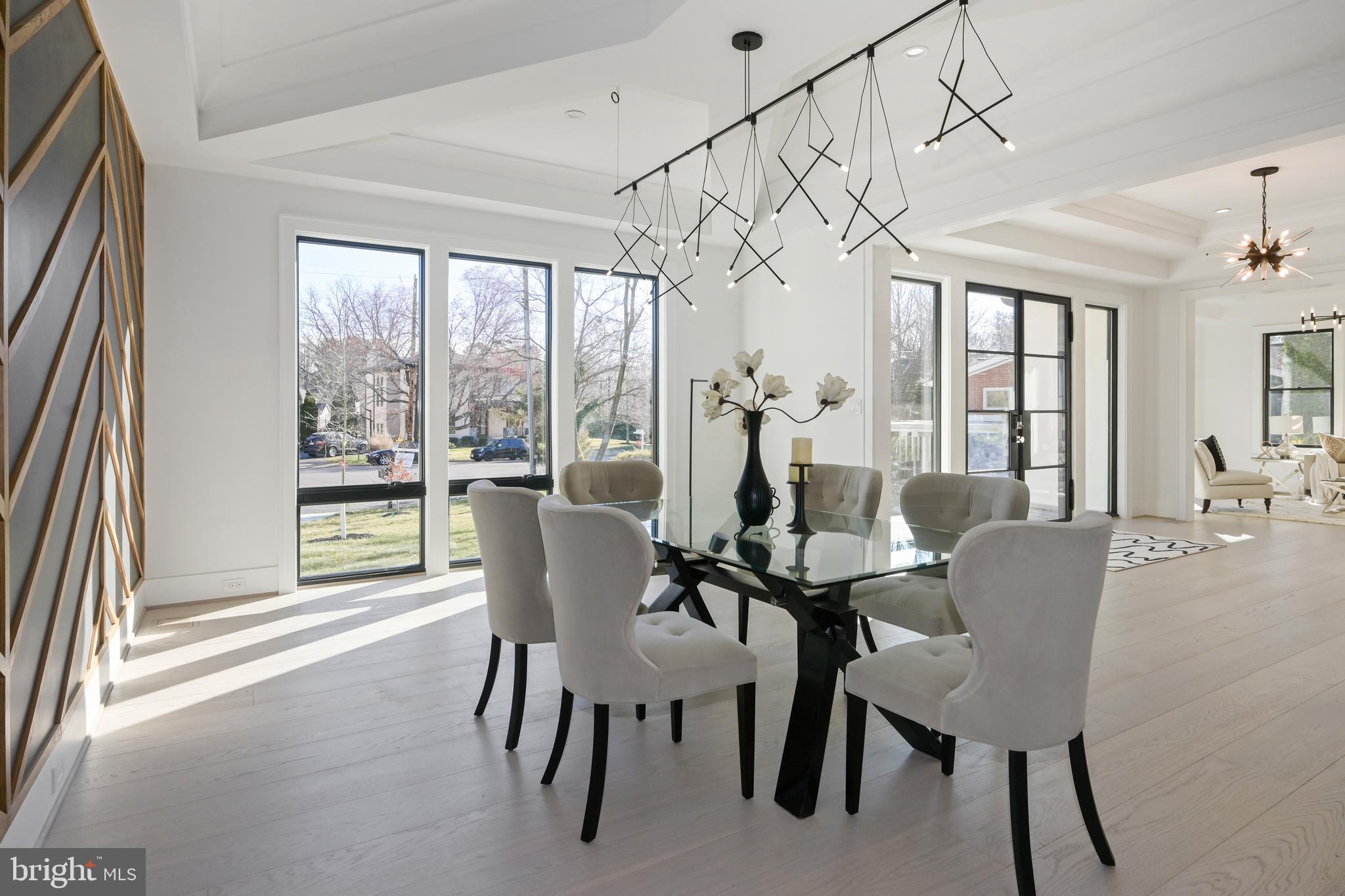 1124 Ormond Court McLean, VA 22101 - Photo 11 of 81