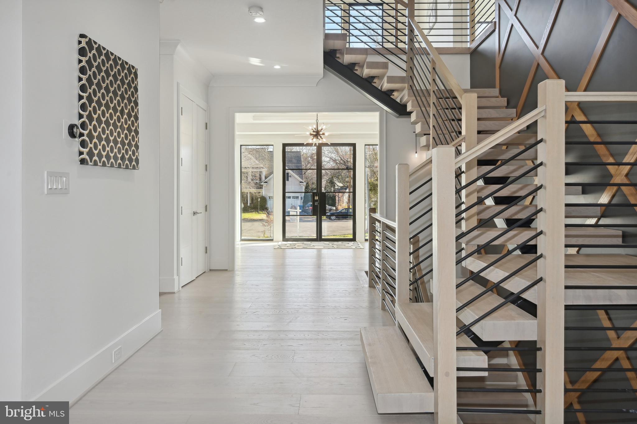 1124 Ormond Court McLean, VA 22101 - Photo 14 of 81