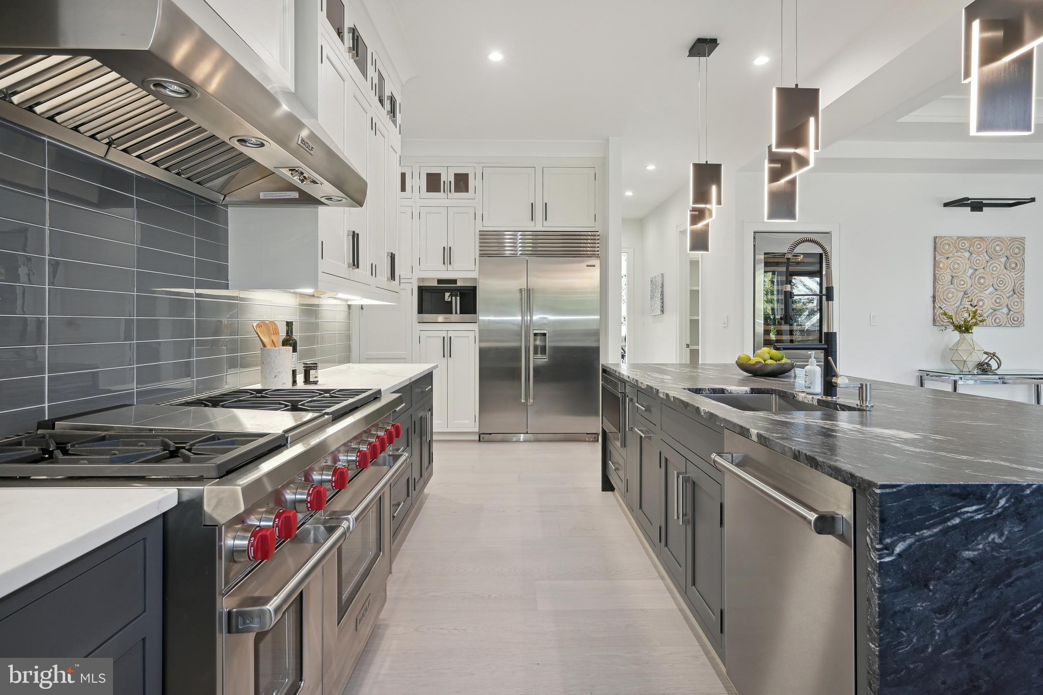 1124 Ormond Court McLean, VA 22101 - Photo 17 of 81